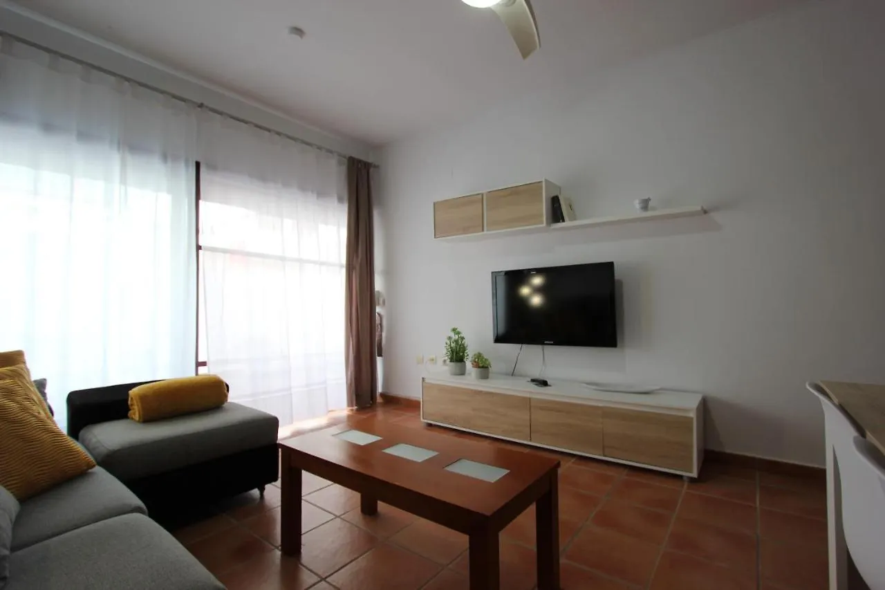 Conil Casa H&L contacts